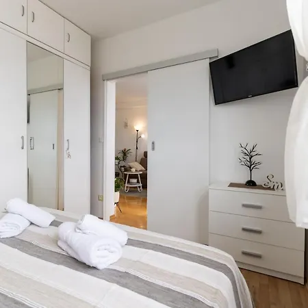 Apartament Plokite
