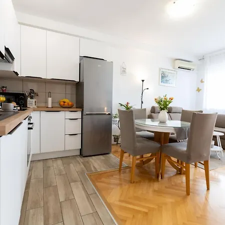 Plokite Apartment Split