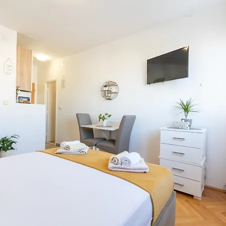 Plokite Apartment Split